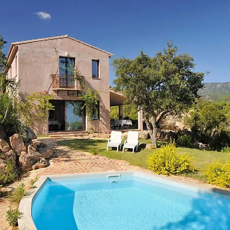 Le Rocce Fiorite Villa Is Molas