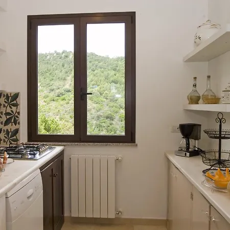 Le Rocce Fiorite Villa Is Molas